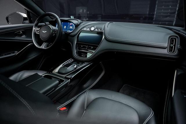Photo of 2021 Gray Aston Martin DBX