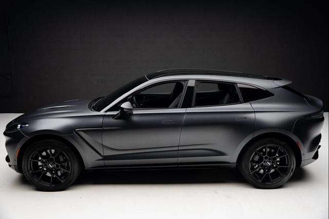 Photo of 2021 Gray Aston Martin DBX