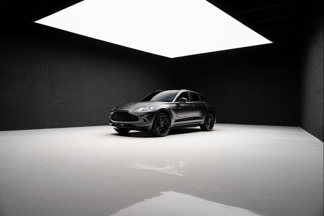 Photo of 2021 Gray Aston Martin DBX
