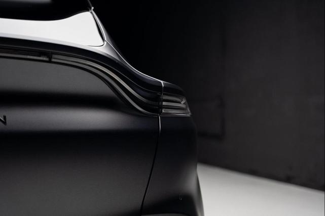 Photo of 2021 Gray Aston Martin DBX