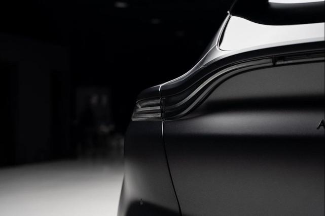 Photo of 2021 Gray Aston Martin DBX