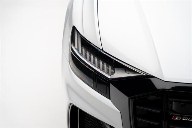 Photo of 2021 Glacier White Audi SQ8