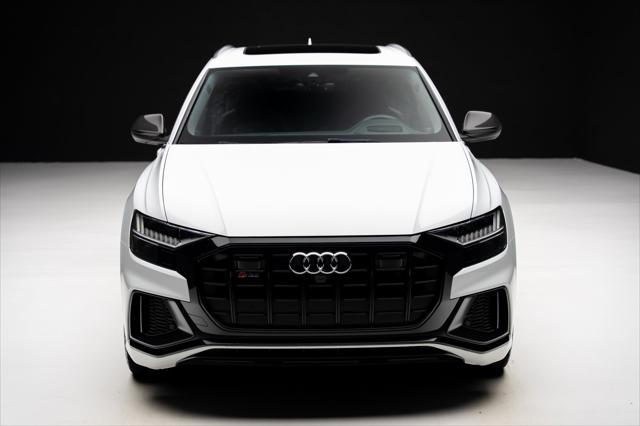 Photo of 2021 Glacier White Audi SQ8
