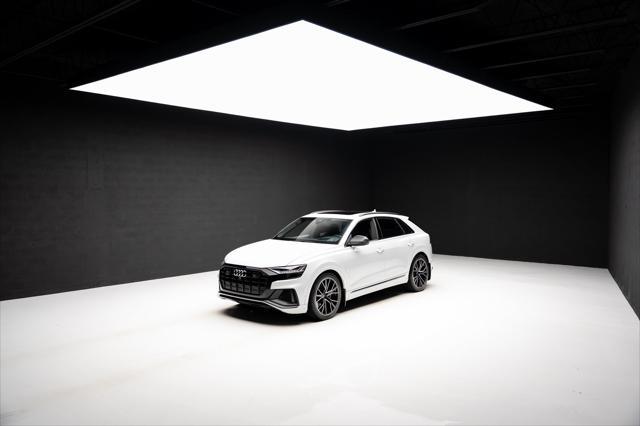 Photo of 2021 Glacier White Audi SQ8
