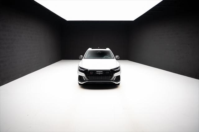 Photo of 2021 Glacier White Audi SQ8