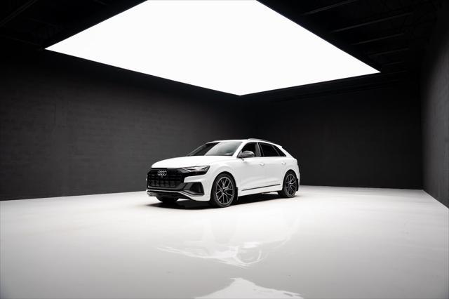 Photo of 2021 Glacier White Audi SQ8