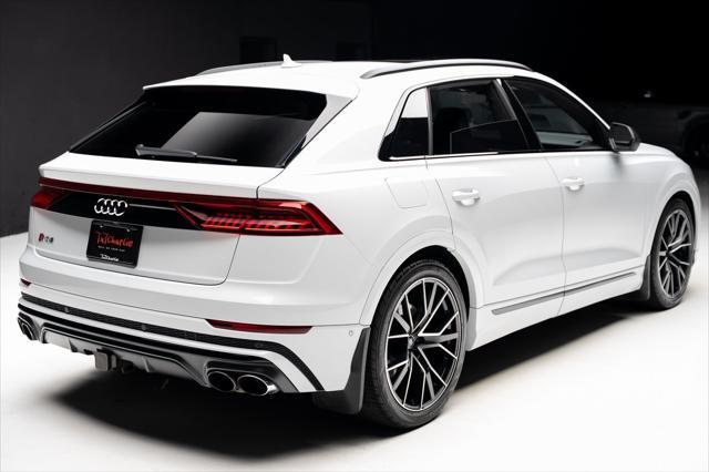 Photo of 2021 Glacier White Audi SQ8