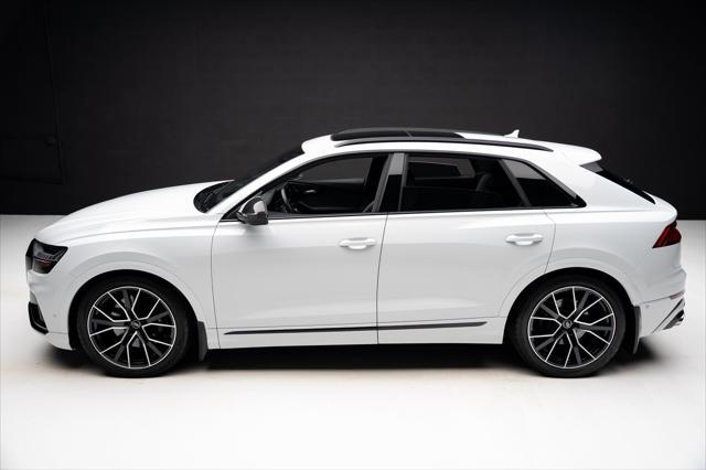 Photo of 2021 Glacier White Audi SQ8