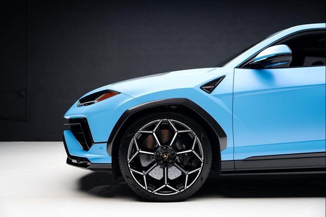 Photo of 2023 Blu Cepheus Metallic Lamborghini Urus