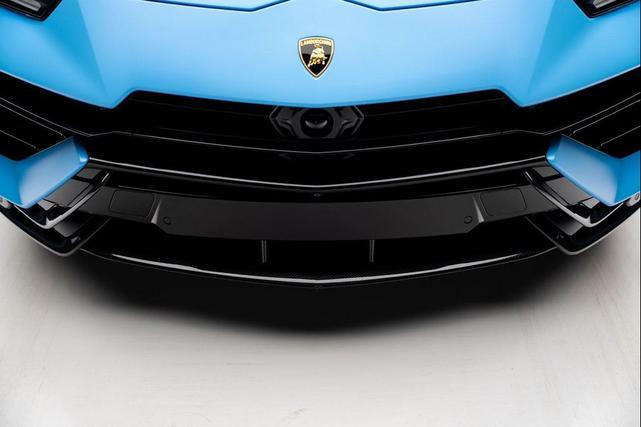 Photo of 2023 Blu Cepheus Metallic Lamborghini Urus