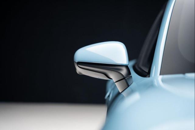 Photo of 2024 Blue Porsche Taycan