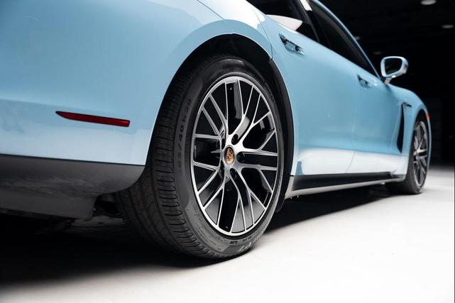 Photo of 2024 Blue Porsche Taycan
