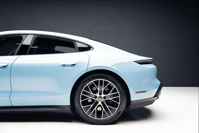 Photo of 2024 Blue Porsche Taycan