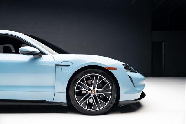 Photo of 2024 Blue Porsche Taycan