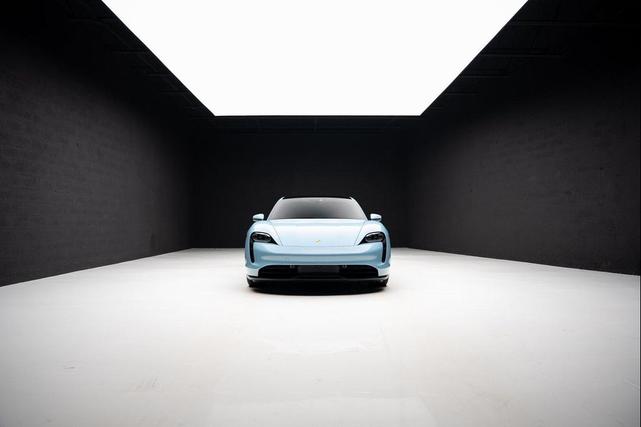 Photo of 2024 Blue Porsche Taycan
