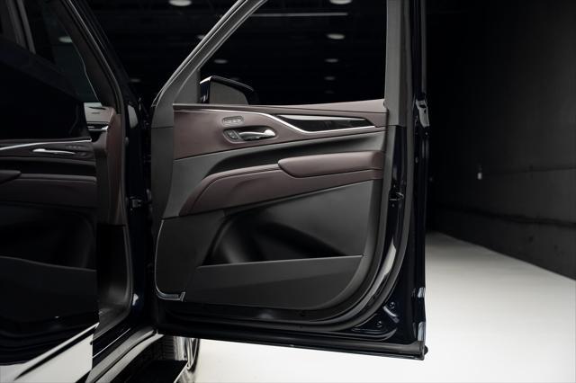 Photo of 2022 Dark Moon Blue Metallic Cadillac Escalade