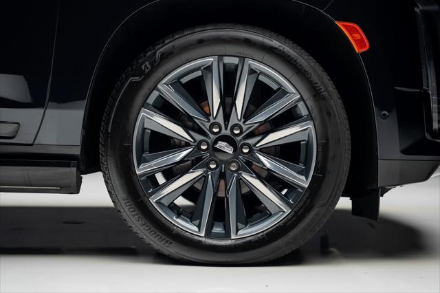 Photo of 2022 Dark Moon Blue Metallic Cadillac Escalade