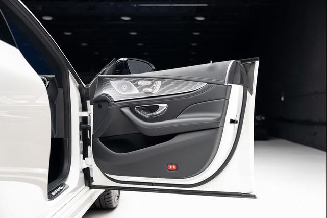 Photo of 2022 White Mercedes-Benz AMG GT 53