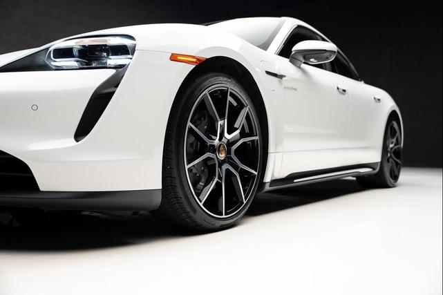 Photo of 2024 Carrara White Metallic Porsche Taycan