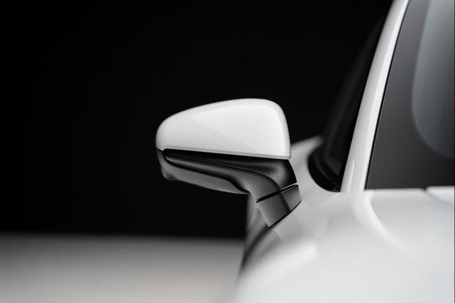 Photo of 2024 Carrara White Metallic Porsche Taycan