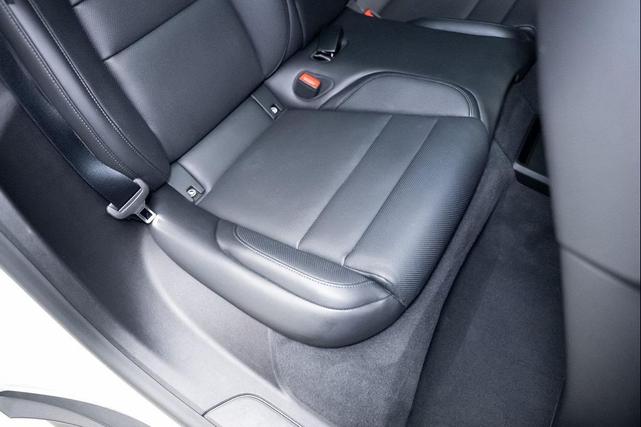 Photo of 2024 Carrara White Metallic Porsche Taycan