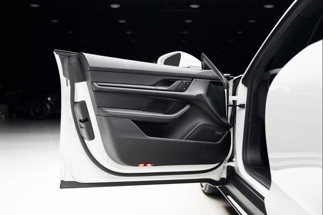Photo of 2024 Carrara White Metallic Porsche Taycan