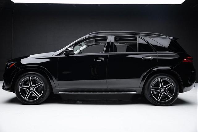 Photo of 2024 Black Mercedes-Benz GLE 350