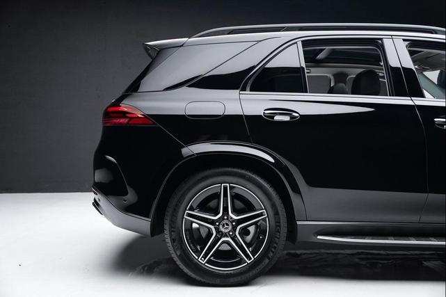 Photo of 2024 Black Mercedes-Benz GLE 350