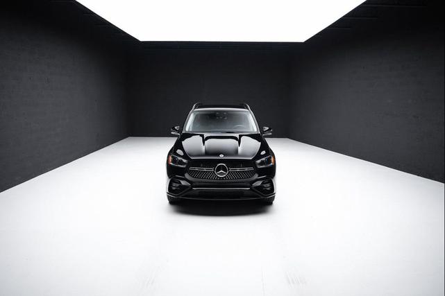 Photo of 2024 Black Mercedes-Benz GLE 350