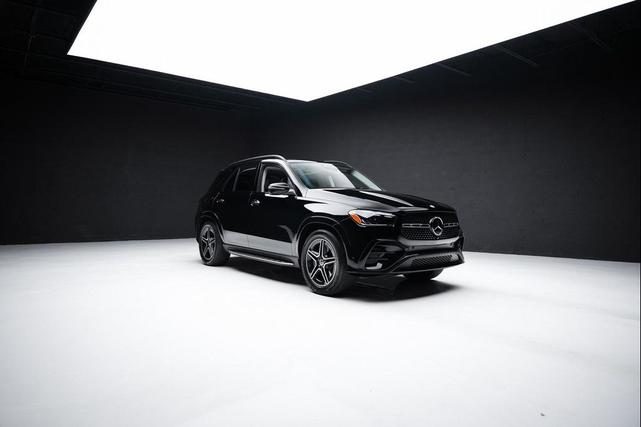 Photo of 2024 Black Mercedes-Benz GLE 350
