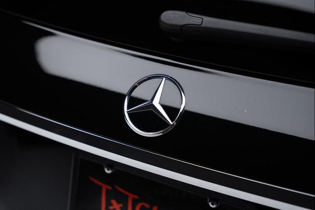 Photo of 2024 Black Mercedes-Benz GLE 350