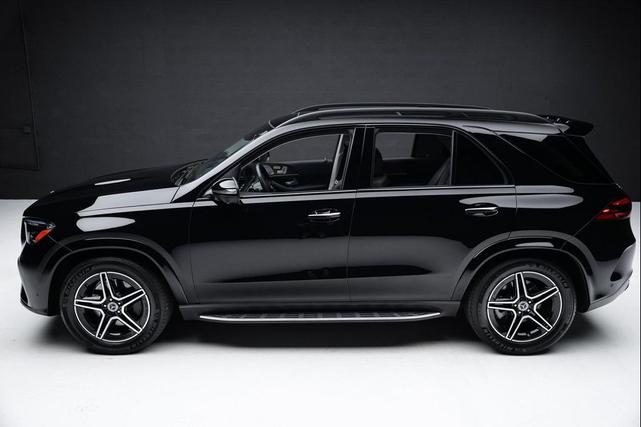 Photo of 2024 Black Mercedes-Benz GLE 350