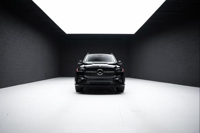 Photo of 2024 Black Mercedes-Benz GLE 350