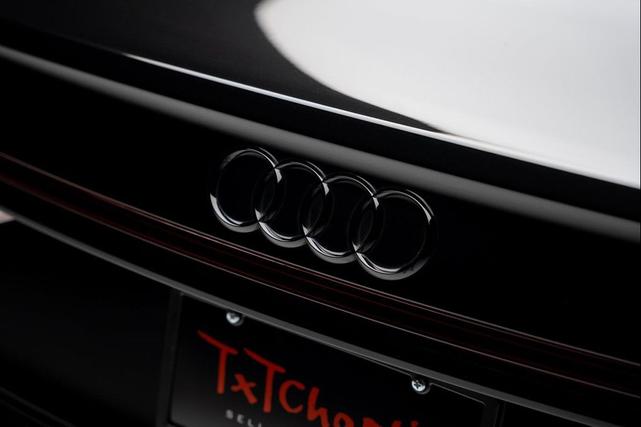 Photo of 2022 Vesuvius Gray Metallic Audi S8