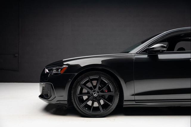 Photo of 2022 Vesuvius Gray Metallic Audi S8
