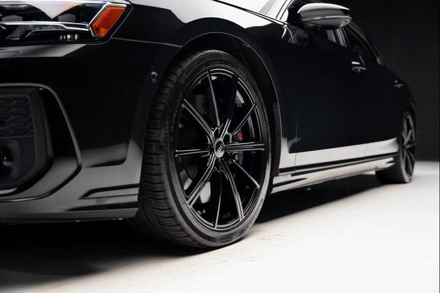 Photo of 2022 Vesuvius Gray Metallic Audi S8