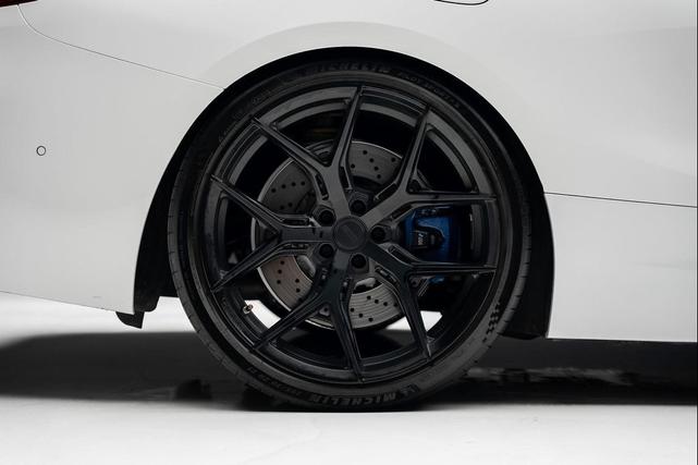 Photo of 2022 Alpine White BMW M8