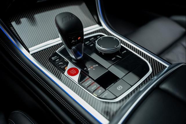 Photo of 2022 Alpine White BMW M8