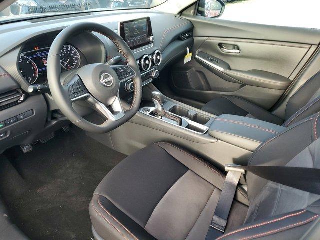 Photo of 2025 2t Gry Blk Roof Nissan Sentra