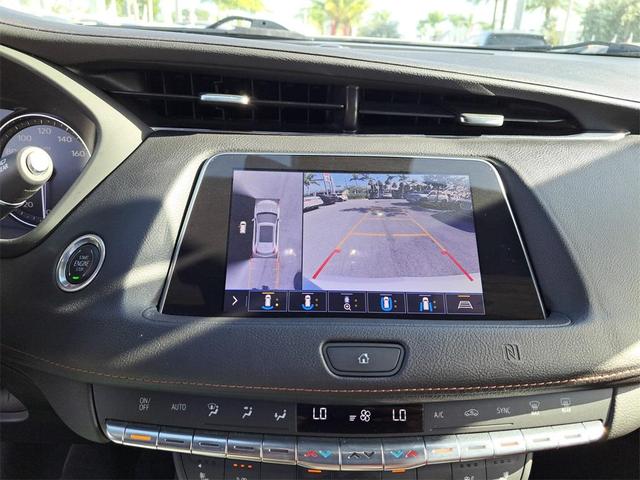Photo of 2019 Crystal White Tri-Coat Cadillac XT4