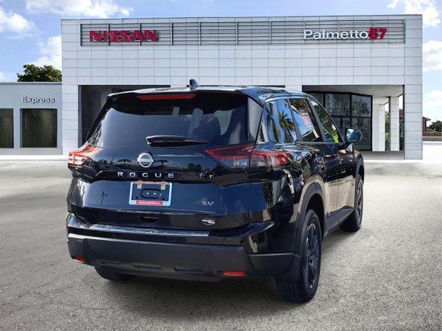 Photo of 2024 Black Nissan Rogue