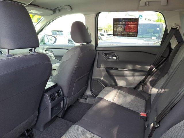 Photo of 2024 Black Nissan Rogue