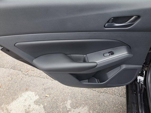 Photo of 2025 Black Nissan Altima