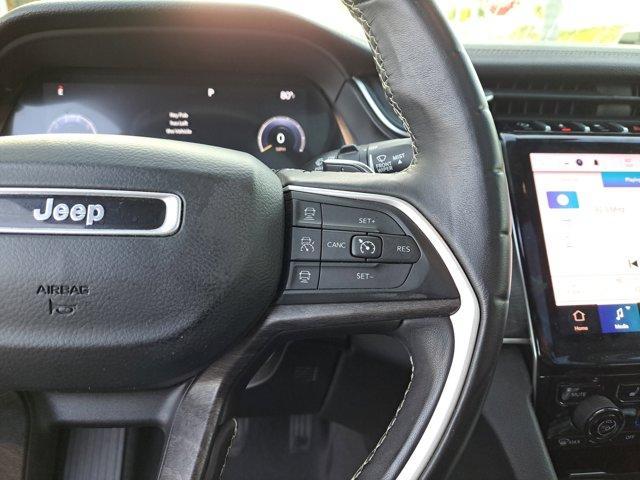 Photo of 2021 Bright White Clearcoat Jeep Grand Cherokee L