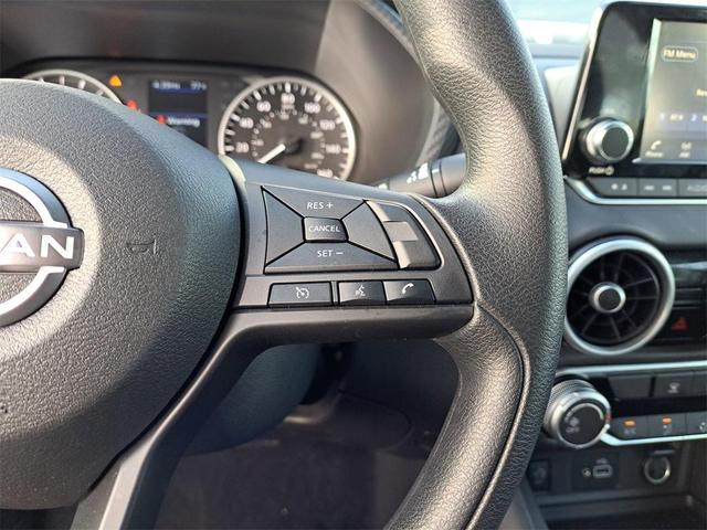 Photo of 2024 Cloud White Nissan Sentra