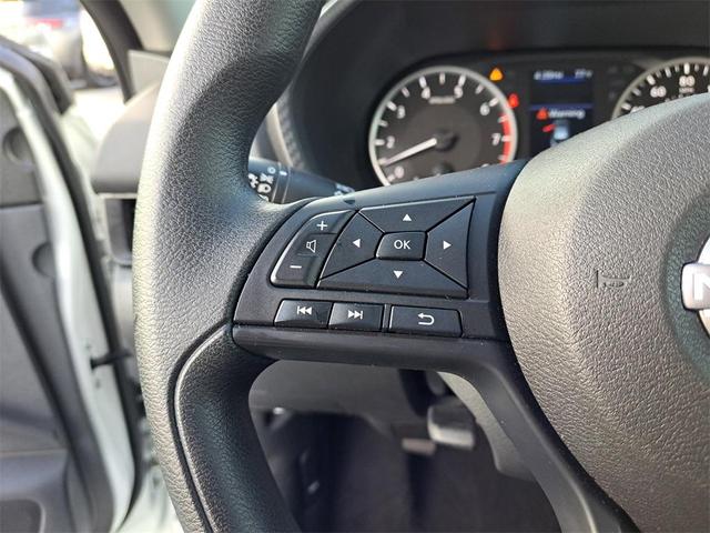 Photo of 2024 Cloud White Nissan Sentra