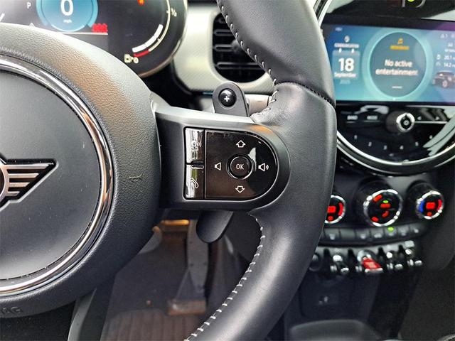 Photo of 2023 Pepper White MINI Hardtop