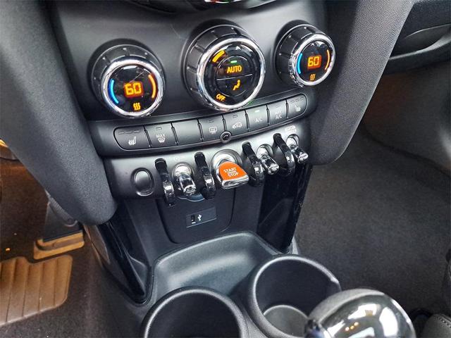 Photo of 2023 Pepper White MINI Hardtop