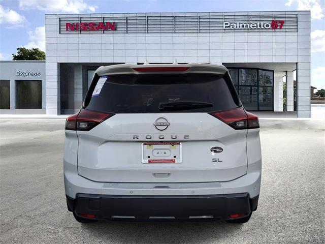 Photo of 2025 Everest White P Nissan Rogue