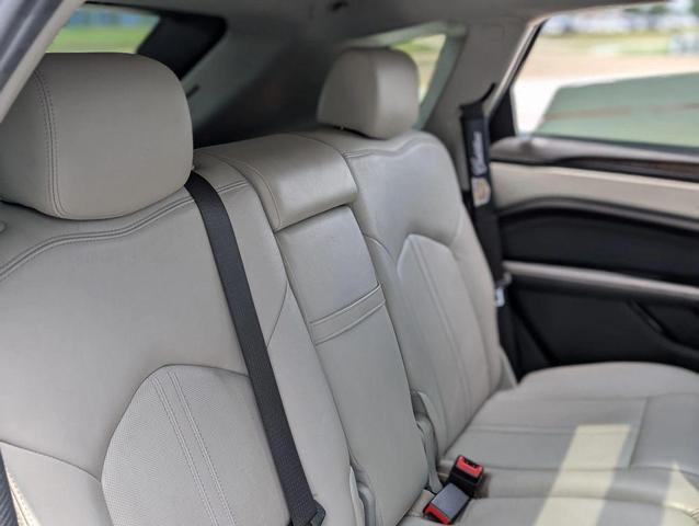 Photo of 2016 Black Raven Cadillac SRX